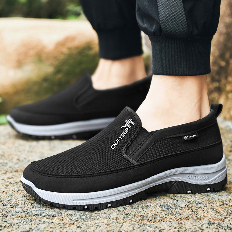 UnisexBreathable Sneakers – Comfortable Slip-On Casual Shoes for Spring and Autumn; Stylish, Lightweight Walking Shoes.