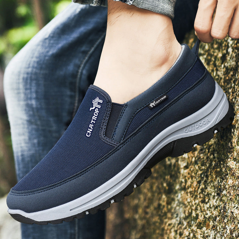 UnisexBreathable Sneakers – Comfortable Slip-On Casual Shoes for Spring and Autumn; Stylish, Lightweight Walking Shoes.